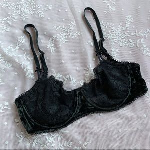 VS velvet bra